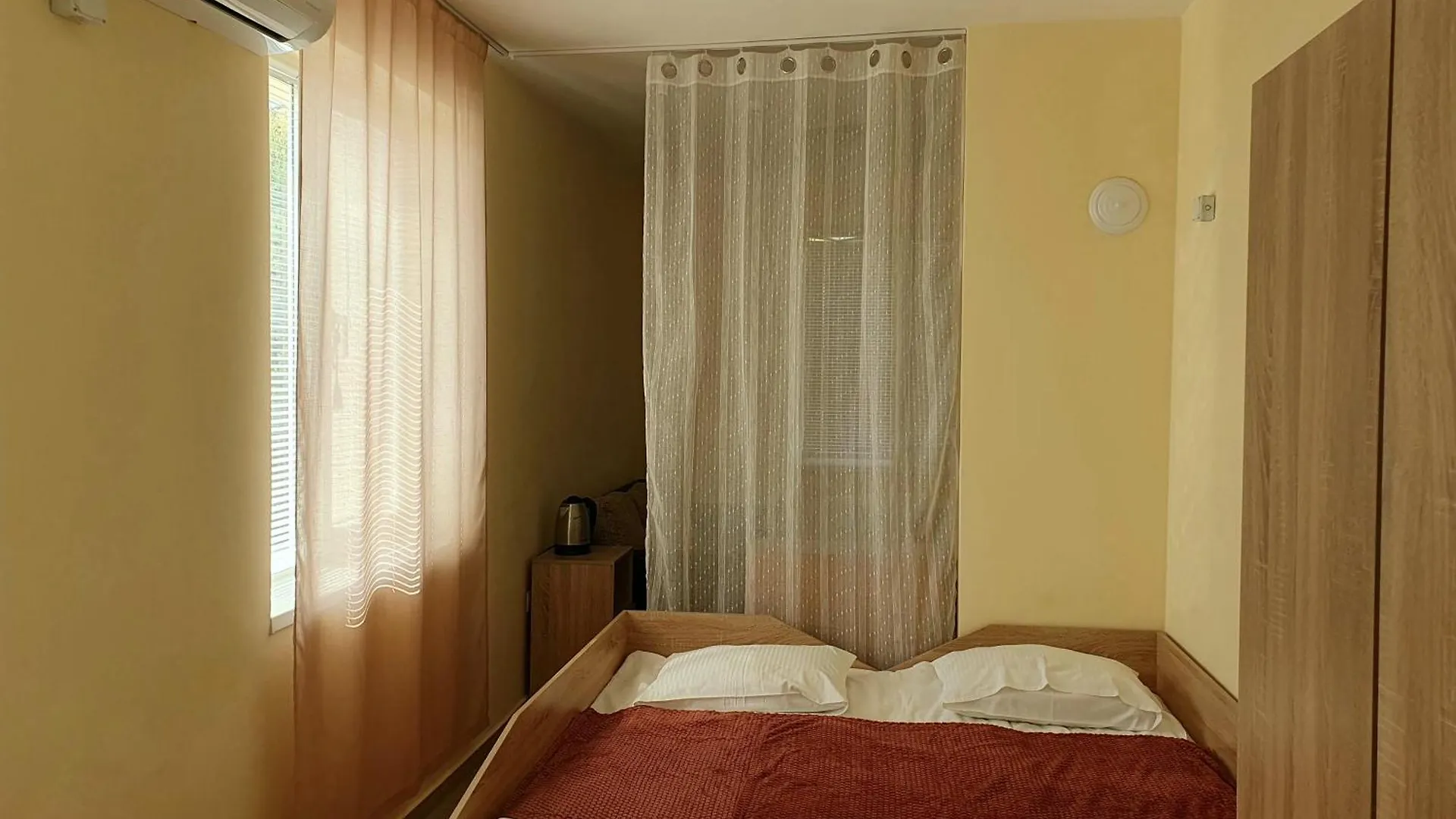 Отель Viriks Бургас